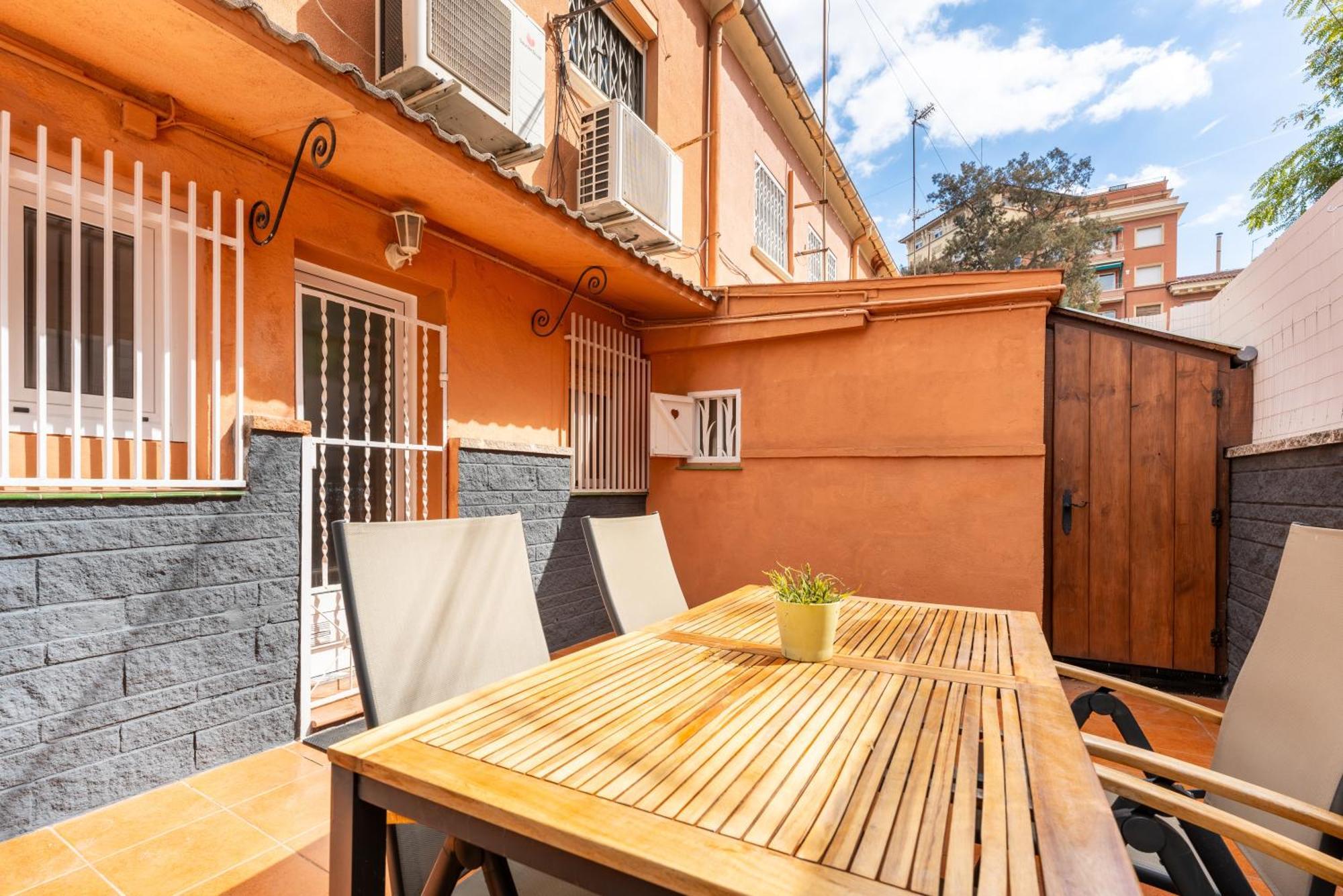 Вилла La Sagrera House Барселона Экстерьер фото